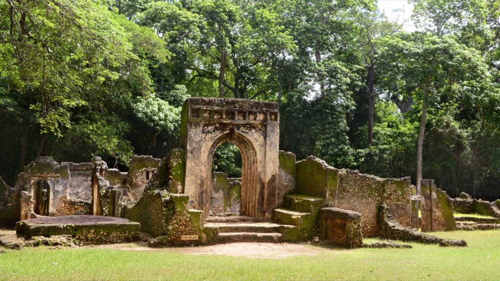 Gede-Ruins_Eliso-Safaris